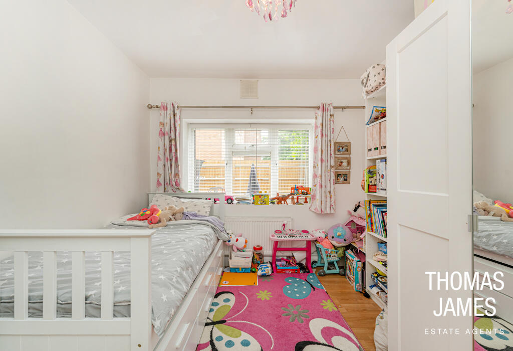 Grasmere Court, double bedroom