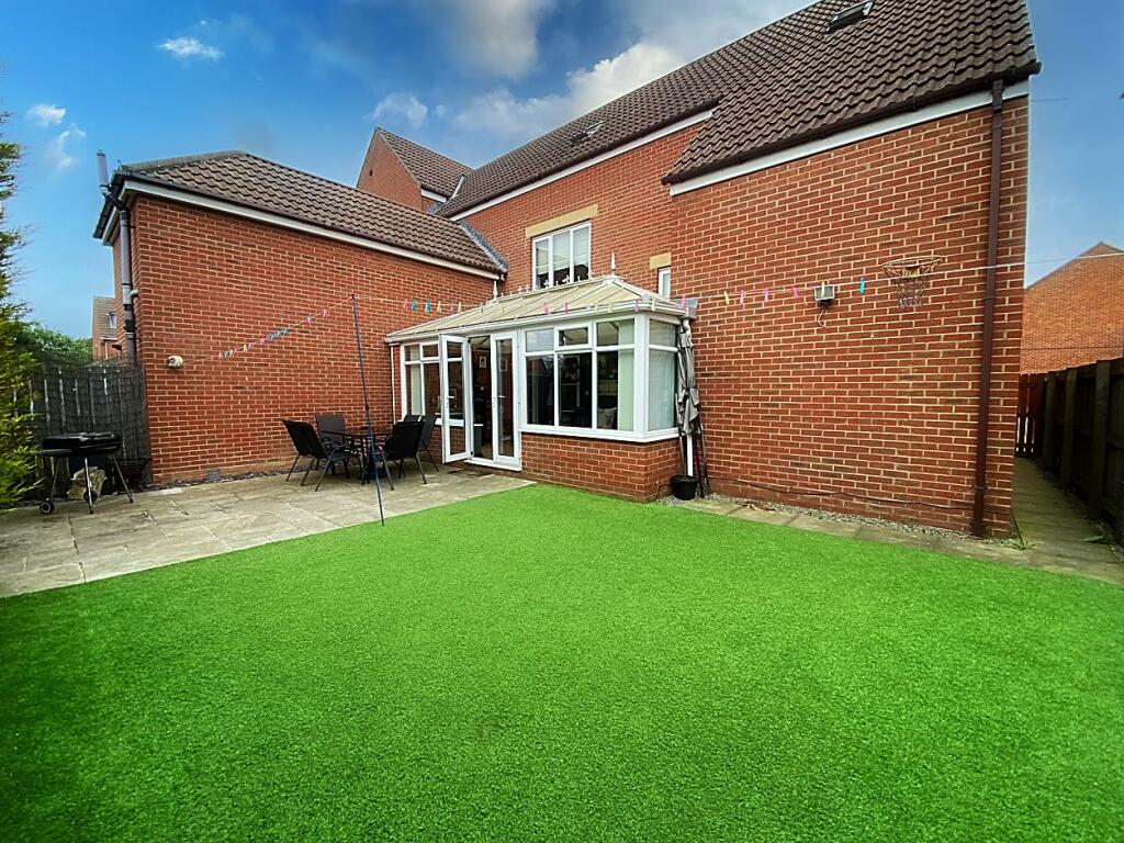 Garage &amp; Gardens