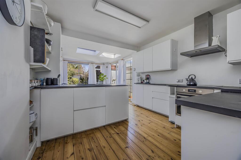 3 Barton Cross, Waterlooville-PorticoMarketing-O'H