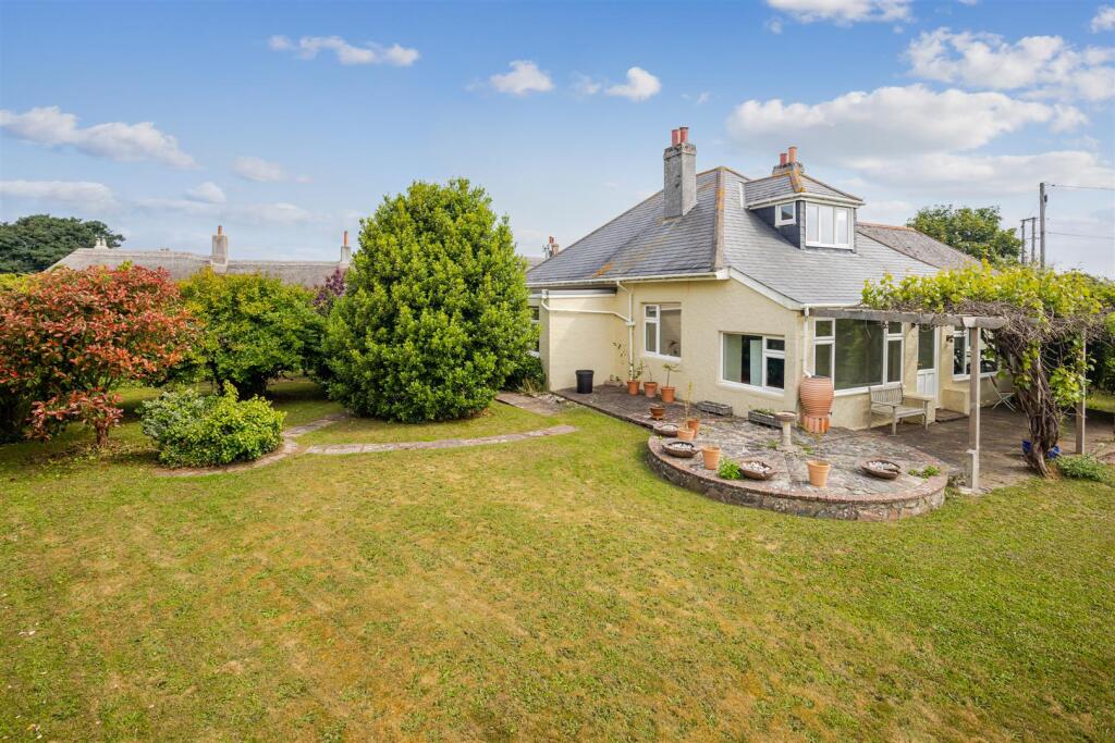 A03 - Cross Park Ringmore Kingsbridge - 250617.jpg