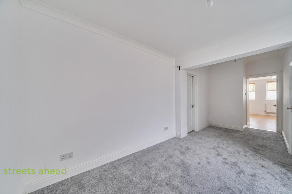 f17c8107-70a0-467...