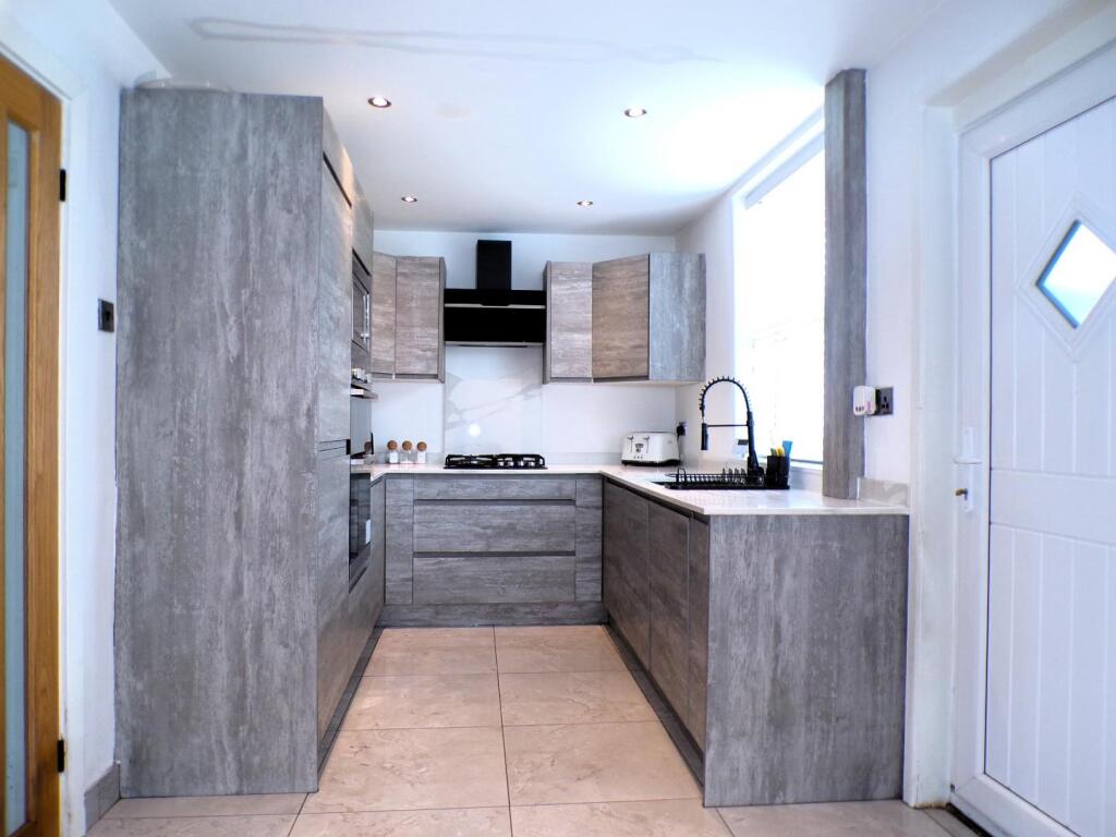 MasseyAve19kit1.JPG