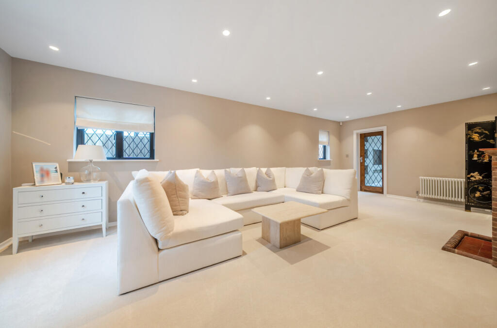 1360972-25-68e61a...