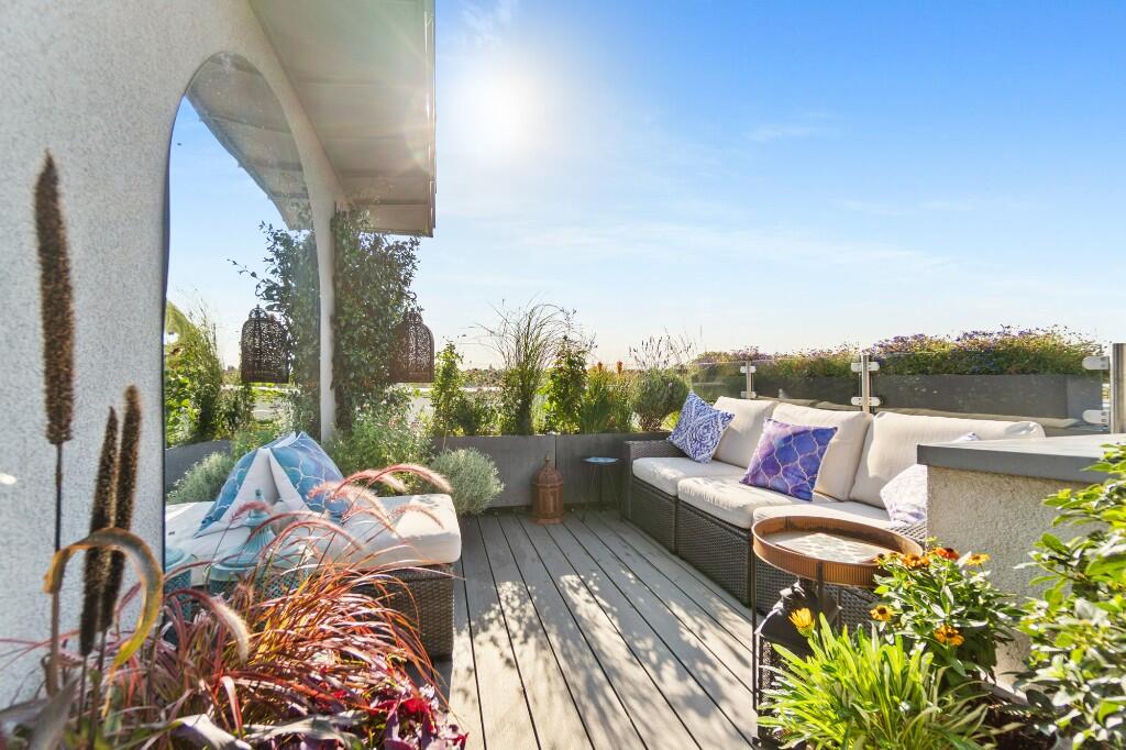 Bicycle Mews, London, Clapham, SW4