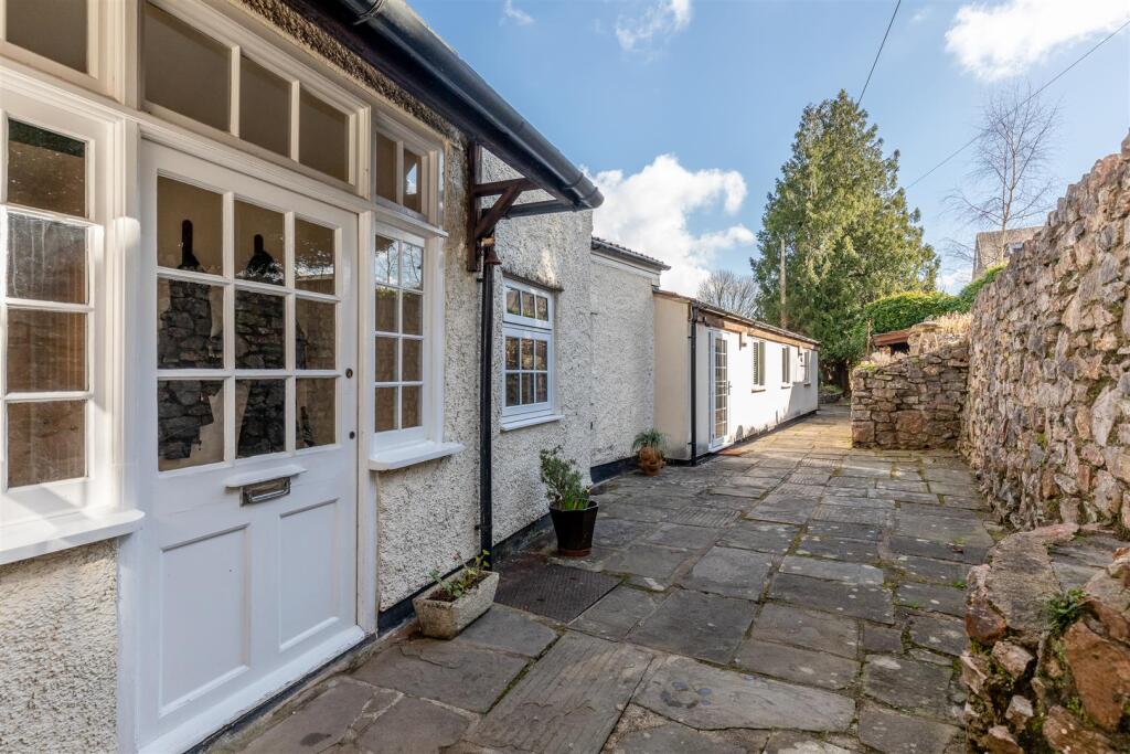 Chapel Cottage, Long Ashton Annex Entrance.jpg
