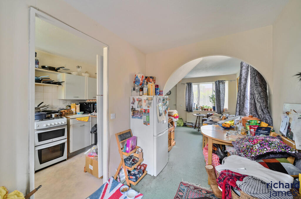 6b5d772d0d5143e28a319266739b7e12