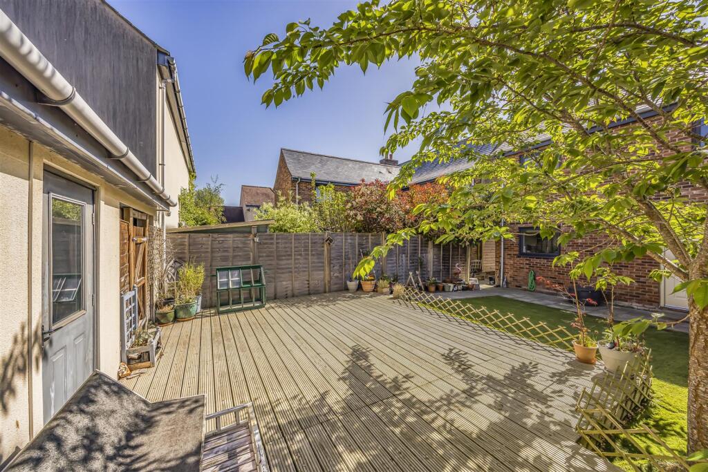 24 Angus Way, Waterlooville-PorticoMarketing-SoldB