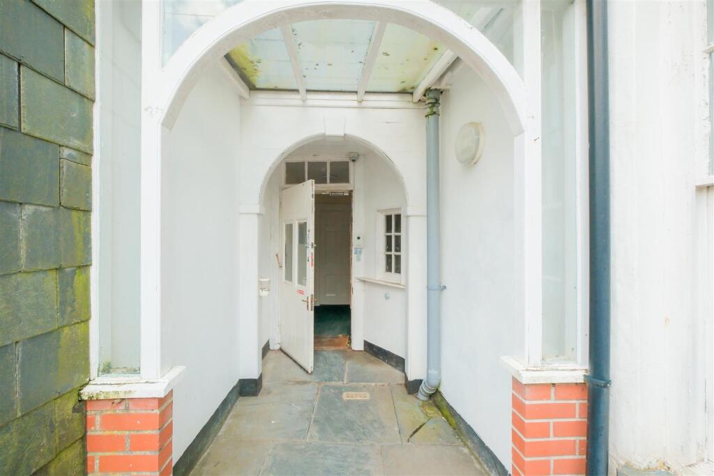 Parry Kivels old office Liskeard-1.jpg