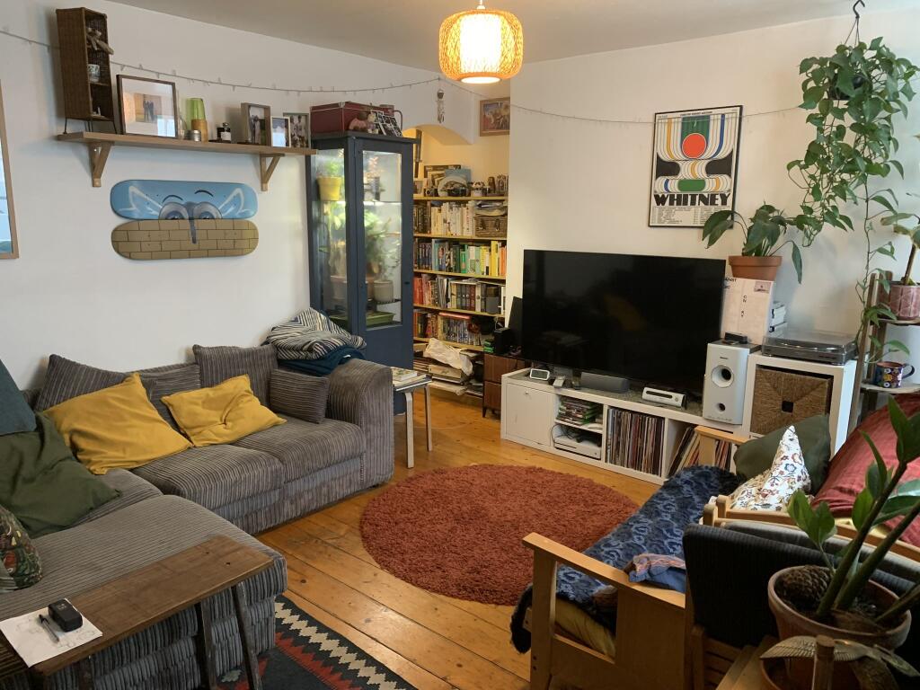 13 oakfield living r