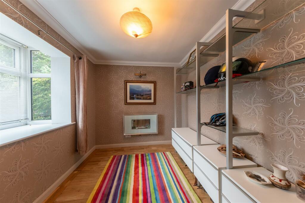 10 Meadow Close-014.jpg