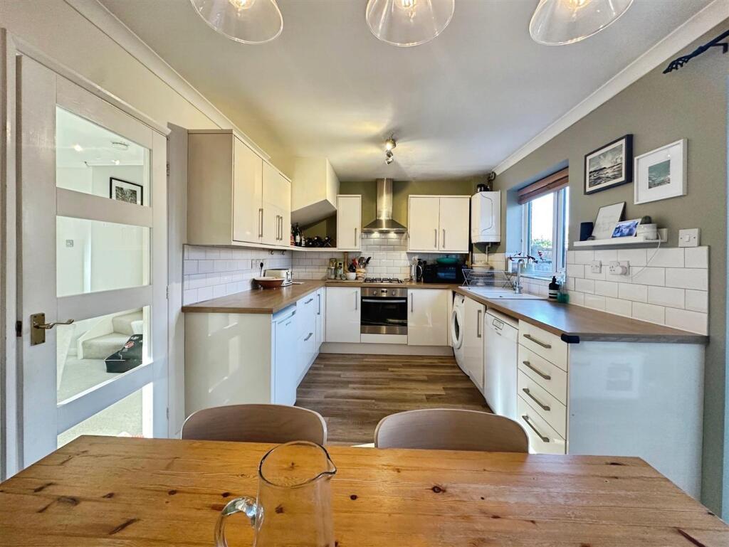 78634a2c-5-4D00-B6E3-D4564D146916-1210-00000032118