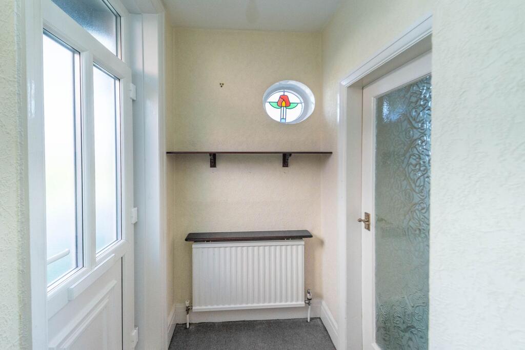 ENTRY WAY AND LANDING