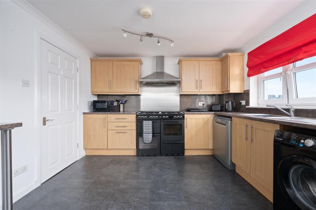 Apt4PrioryLane018.JPG
