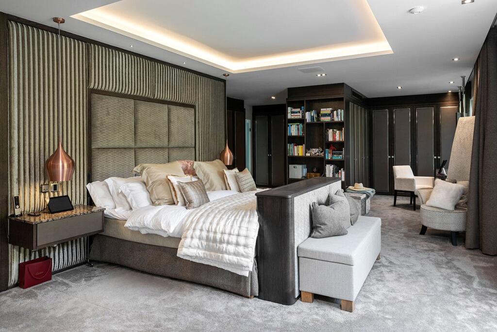 Principal Bedroom