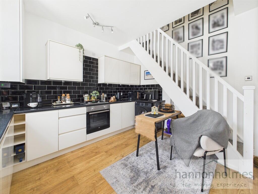 CAM05283G0-PR0046...