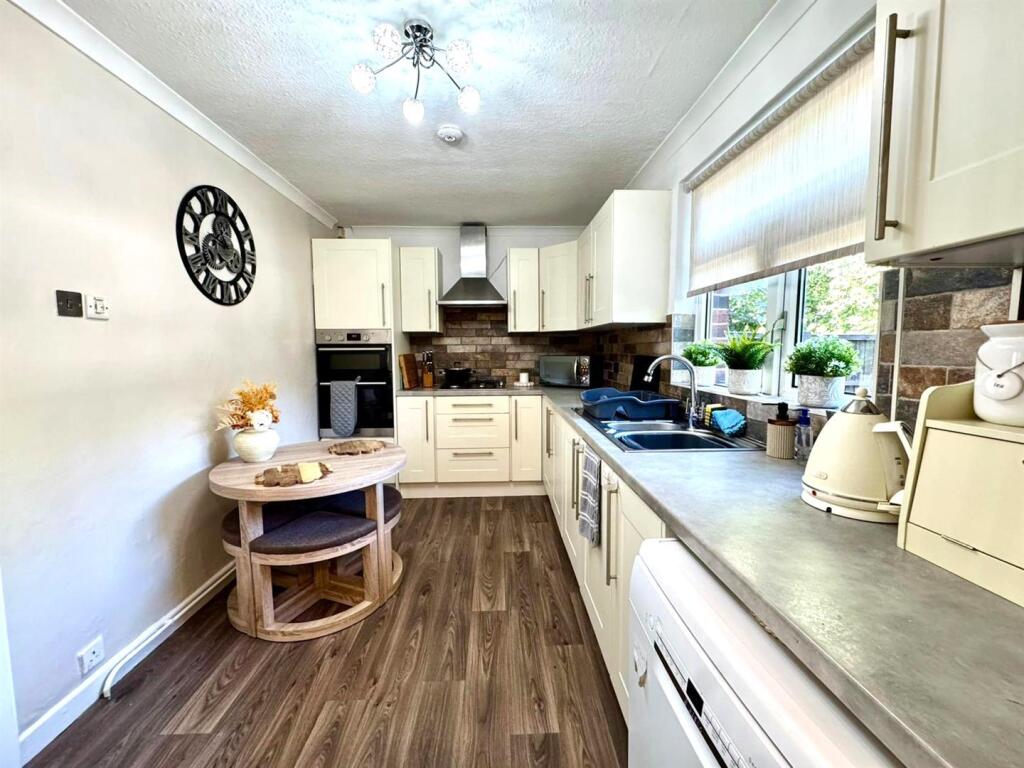 WhatsApp Image 2025-09-26 at 14.00.24 (3).jpeg