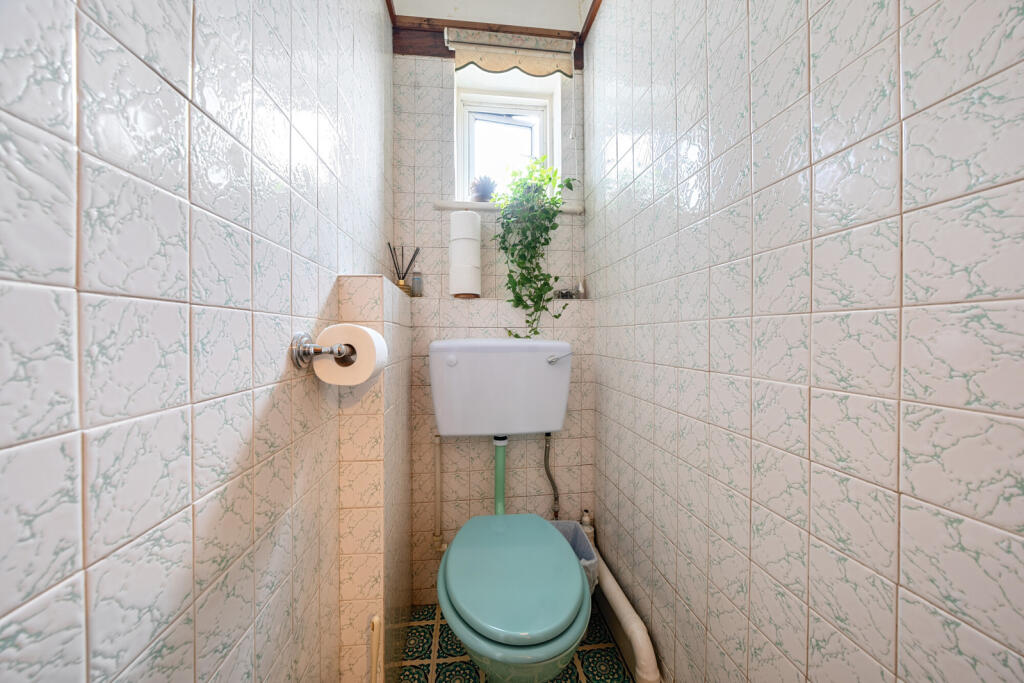 1298710-2-6835a9b...