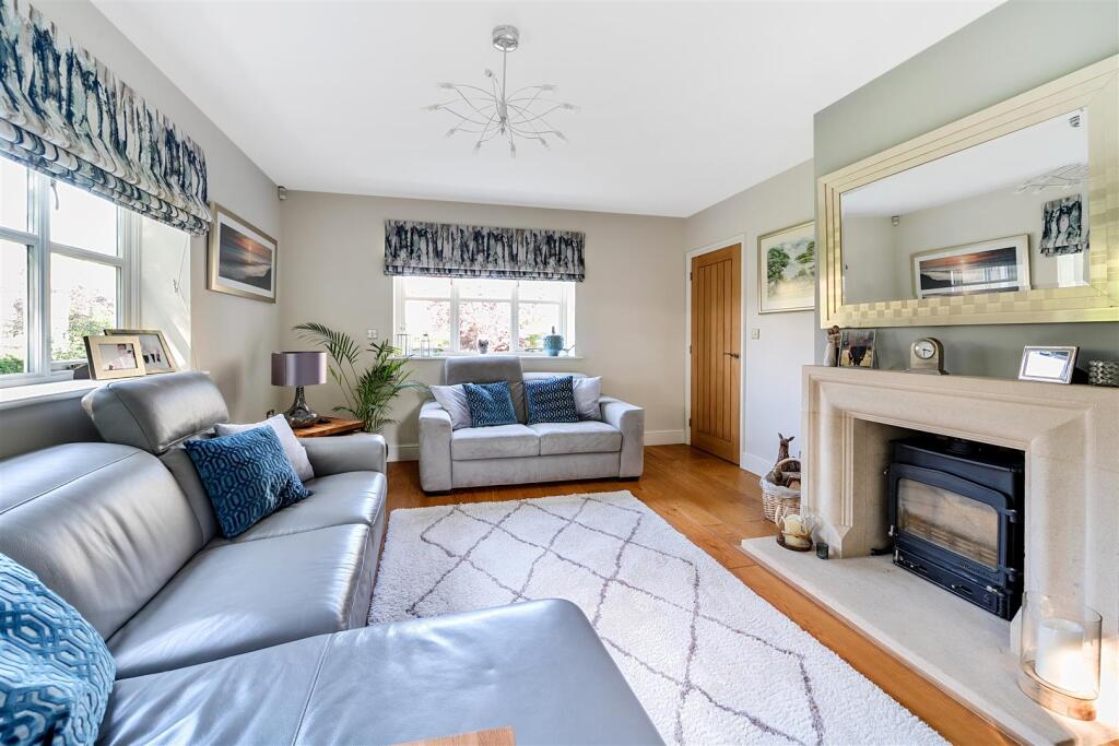 Sycamore House, 2 Mill Lane, Greens Norton (24).jp