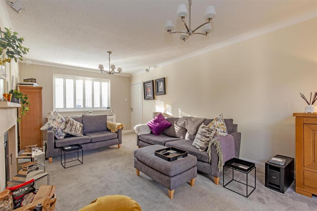 Reception Room-4.jpg