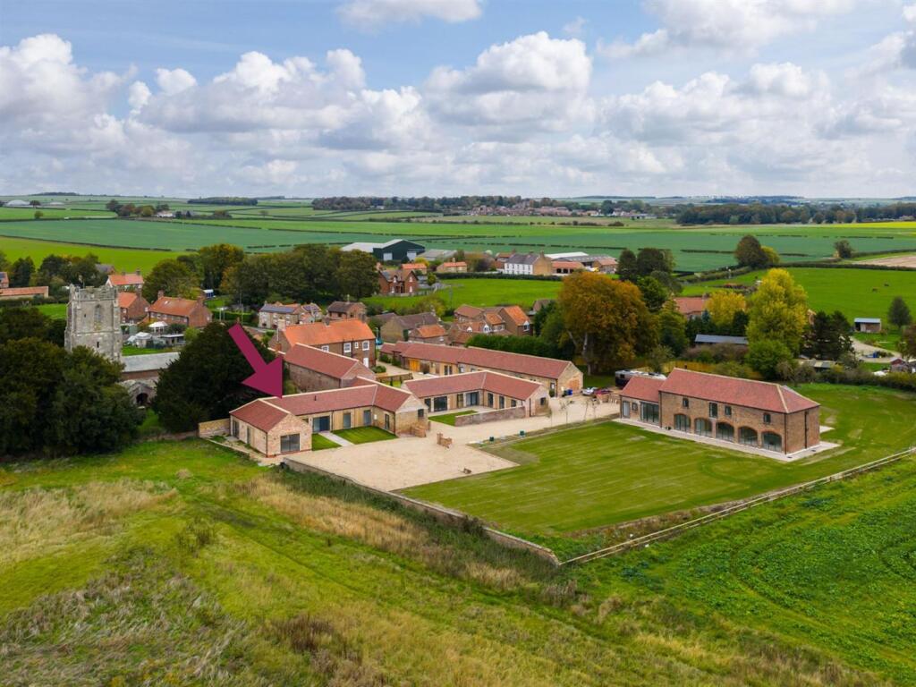 Conyers Fold - Chatsworth - Oct 2025