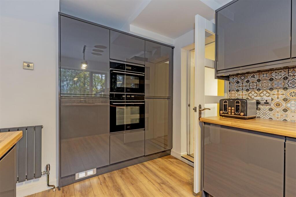 Kitchen-2.jpg