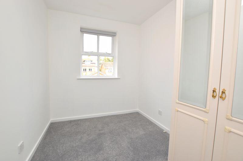 Bedroom 3/Study
