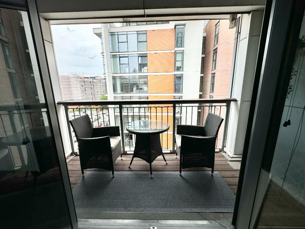 COVERED BALCONY