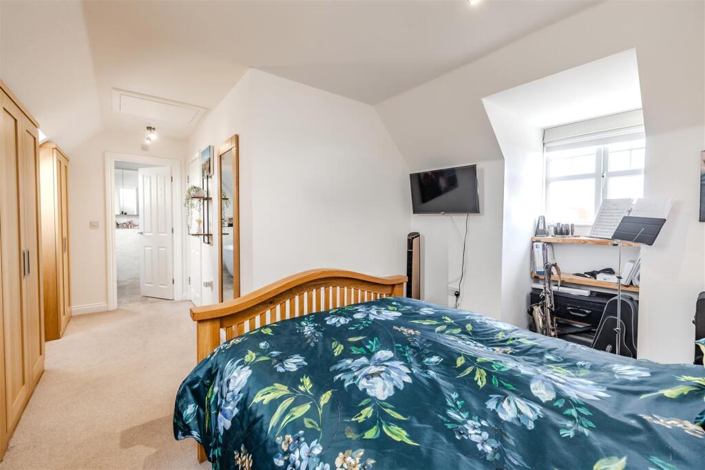 11CawfieldsClose-HadrianVillage-Wallsend-NE280BJ-2