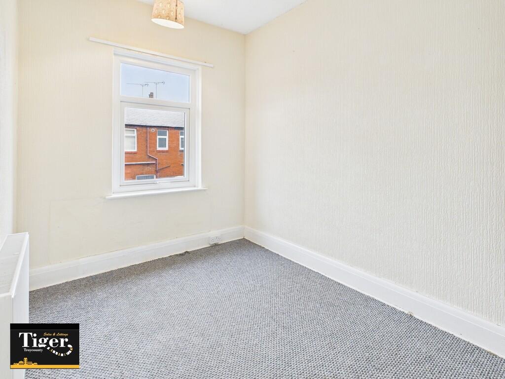 CAM02176G0-PR0711...