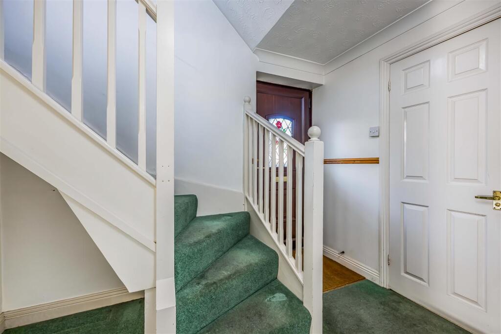 22 Wilby Lane, Copnor-Small-PorticoMarketing-SoldB