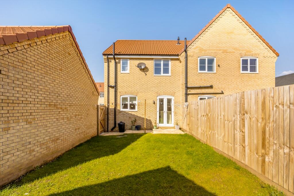 12 Frogmore Road (Holbeach)-10