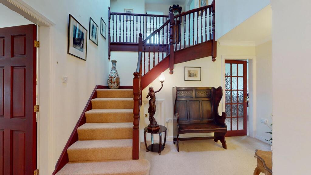 INNER HALL/GALLERIED LANDING