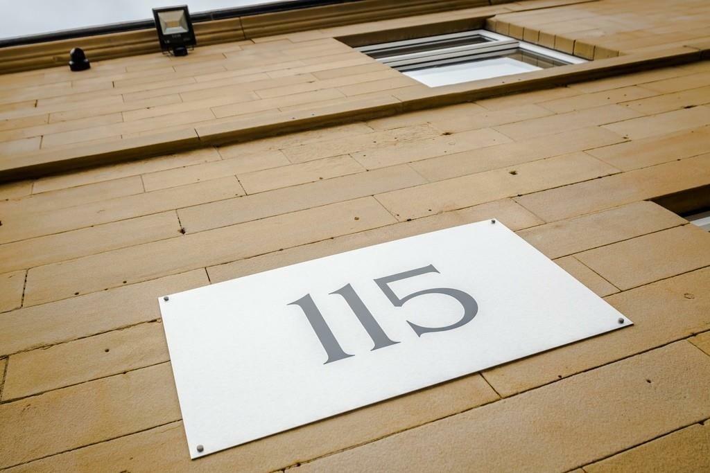 175919_33265094_I...