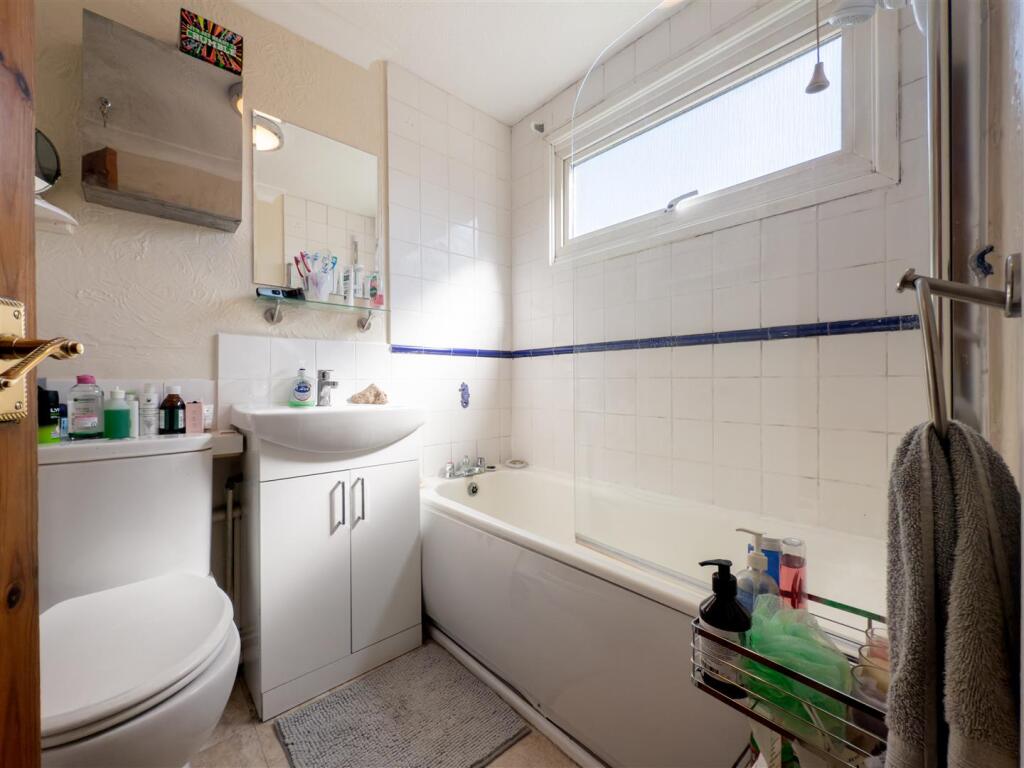 20250402112046 - IMG_5909 - 119 Foxglove avenue IP