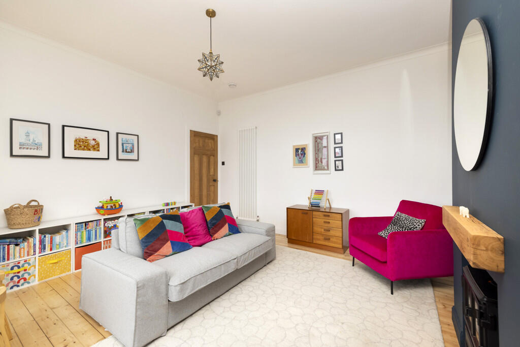 Sitting Room 1 - 28 Cadogan Road