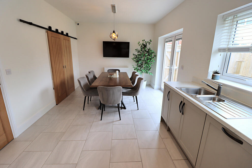 Kitchen / Diner / Family Room