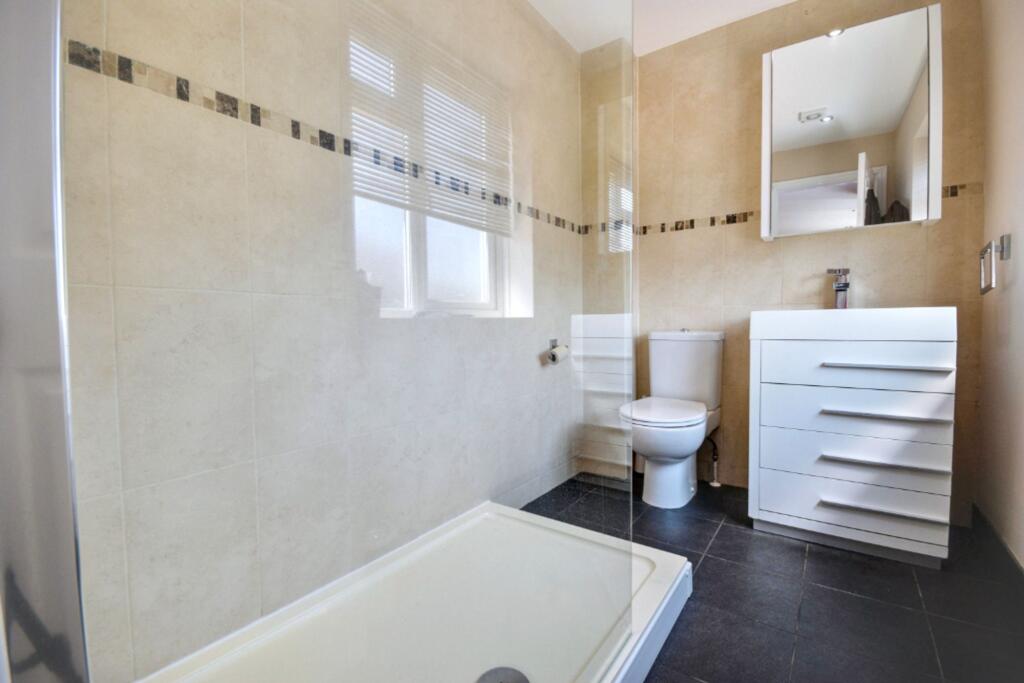 Master En-suite