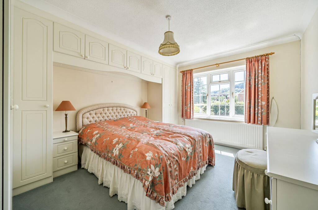 1321190-10-686eac...