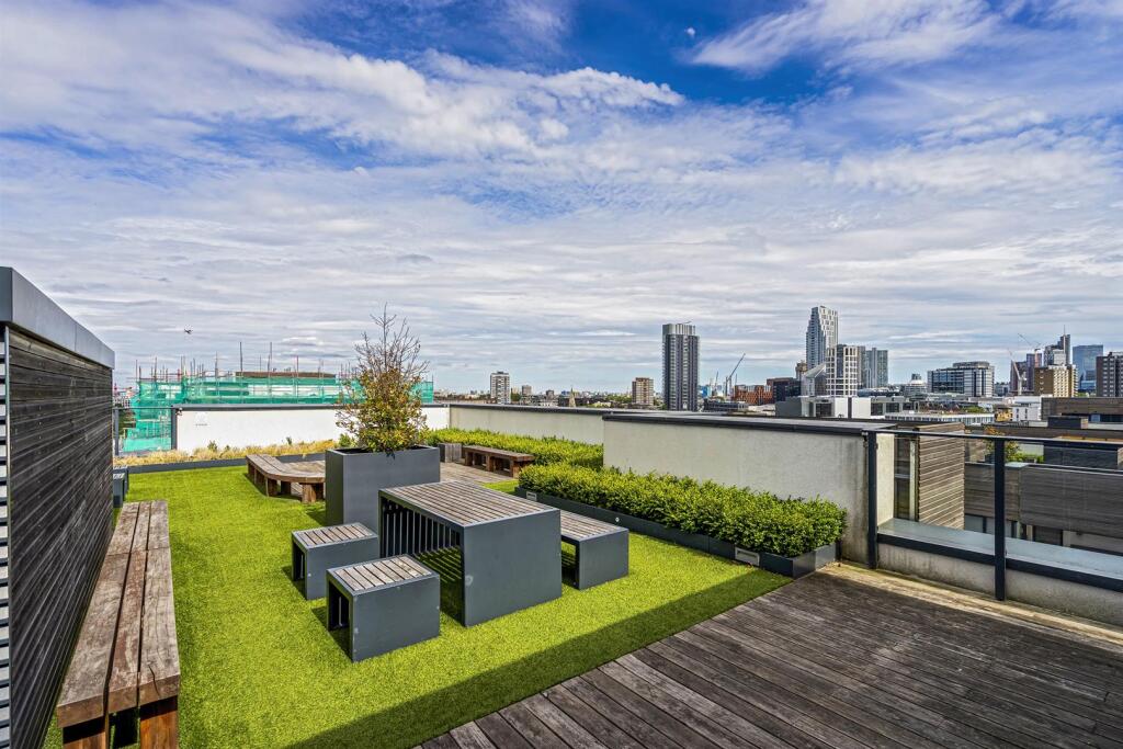 Roof terrace 2