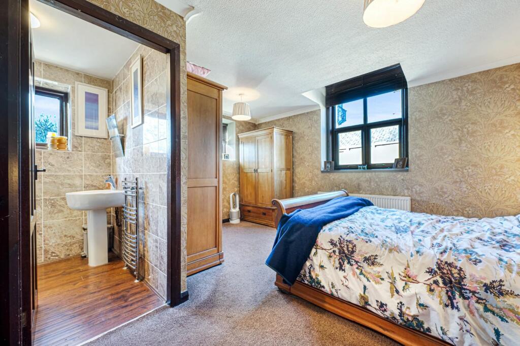 The Coach House HDR-34.jpg