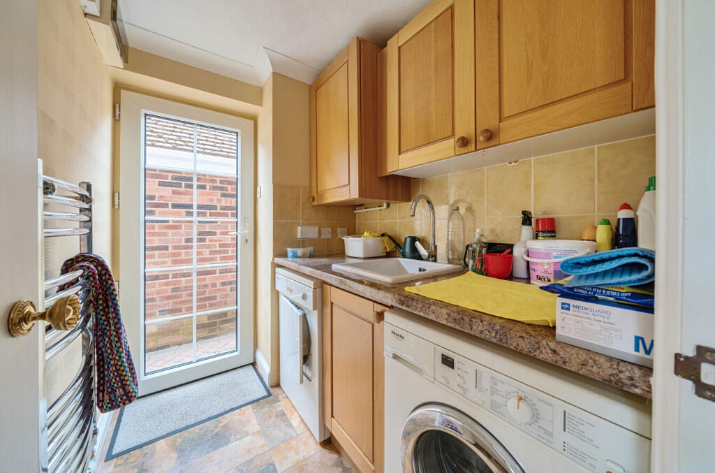 1313440-21-685939...