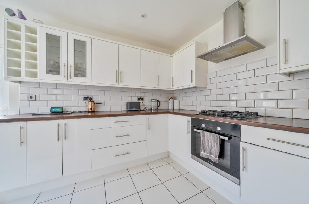 1361858-4-68dbcce...