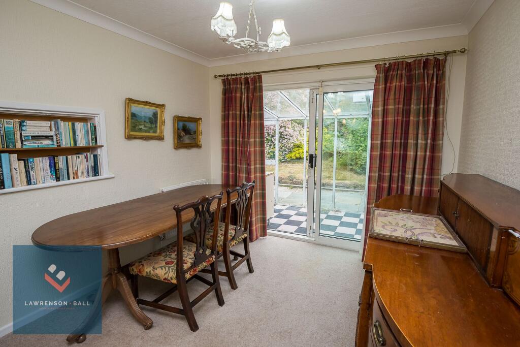 Living/Dining Room