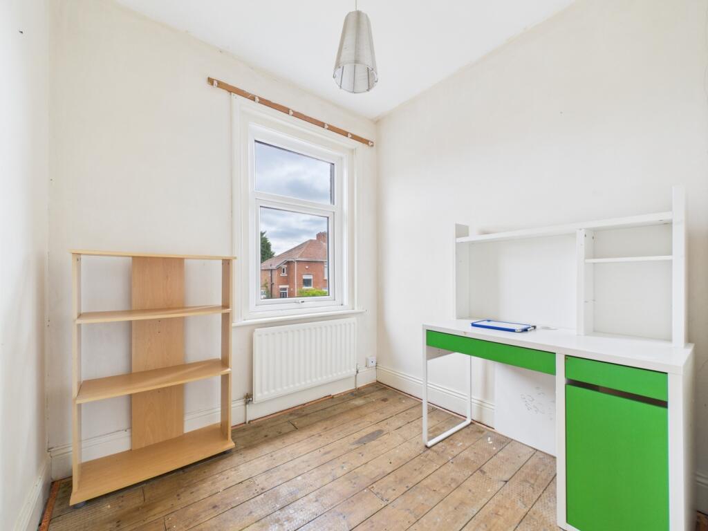 CAM02195G0-PR0079-STILL019