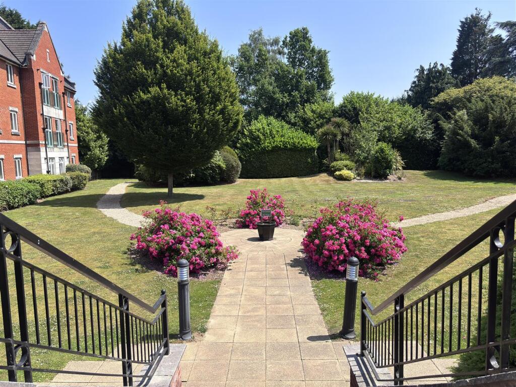 The Comptons external.jpg