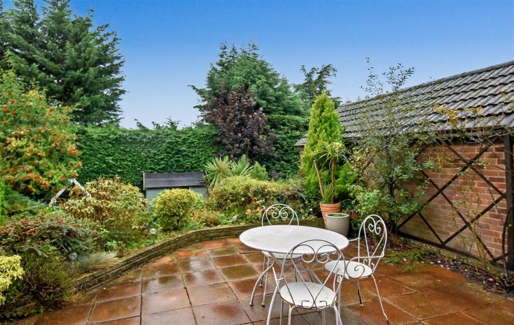 Private Garden