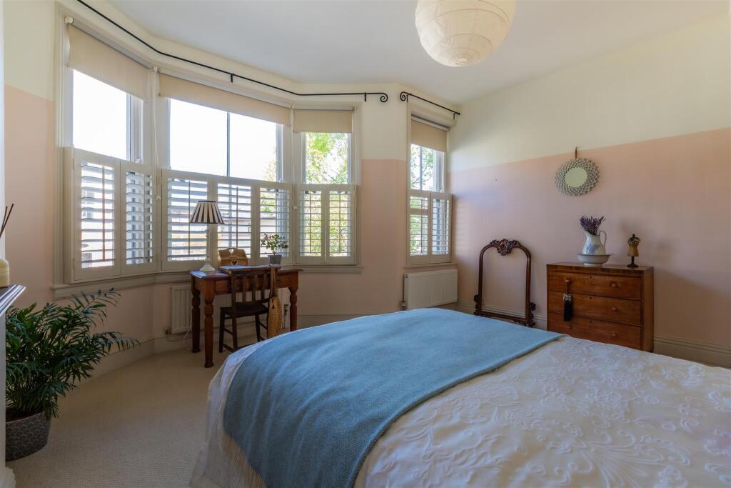 Kimberley Road 152-2.jpg