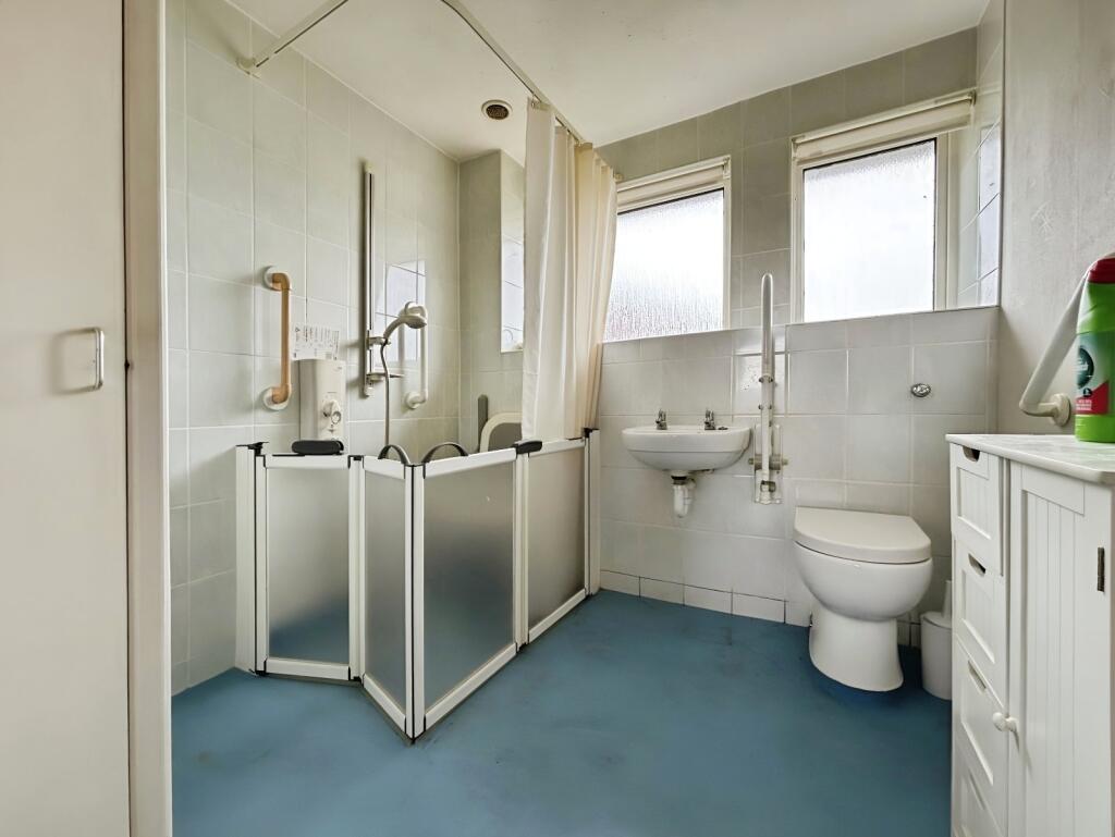 Shower Wet Room W.C