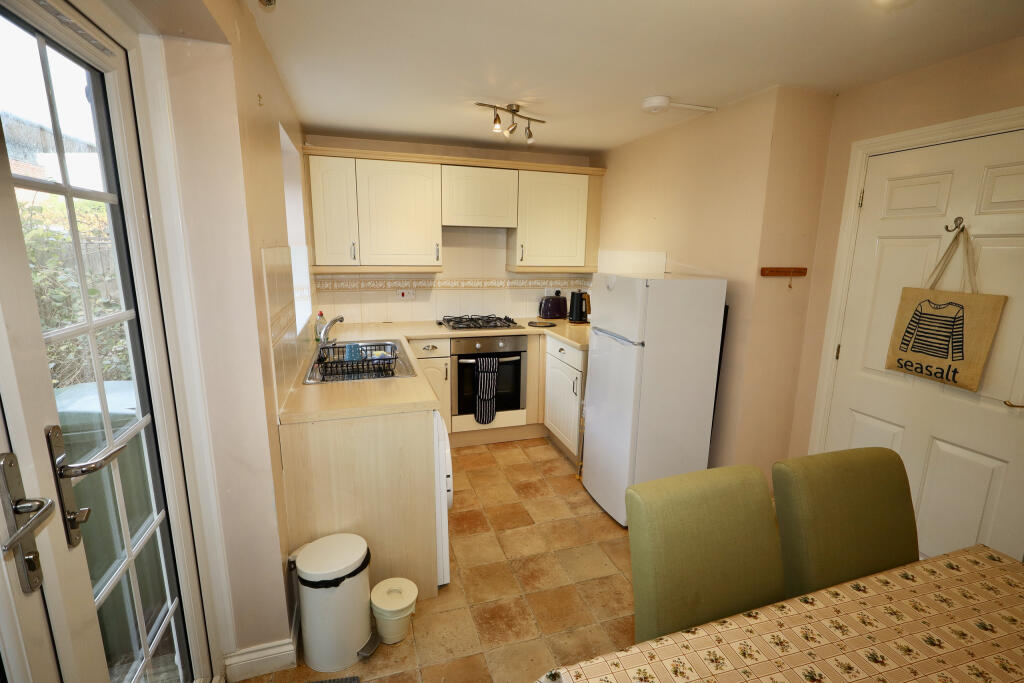 Kitchen / dining room