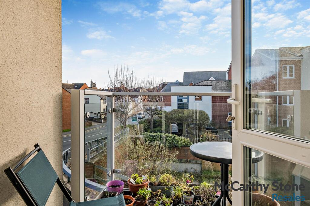 8629804-exterior01-800.jpg